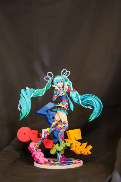 初音未来 MIKU EXPO 5周年纪念歌曲 / Lucky☆Orb: UTA X KASOKU