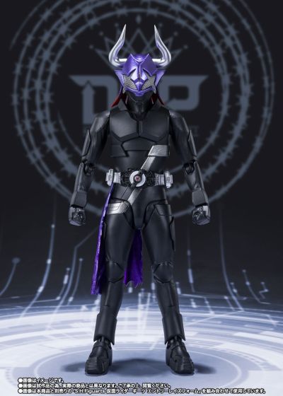 S.H.Figuarts  假面骑士霸牛 僵尸形态