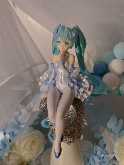 压泡面 初音未来 花仙子 粉蝶花