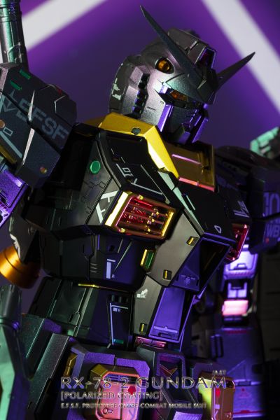 PG UNLEASHED 1/60 RX-78-2高达(偏光涂层版)