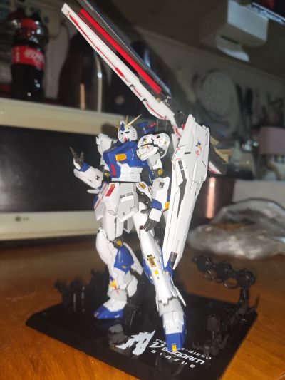 RG 1/144 RX-93ff ν高达