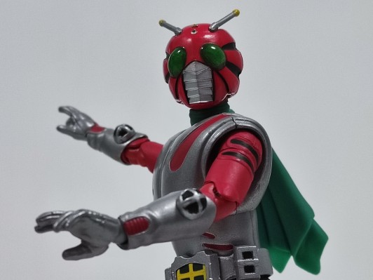 S.H.Figuarts 假面骑士 地狱大使