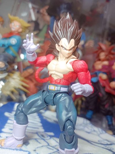 S.H.Figuarts 龙珠GT  超级赛亚人4 贝吉塔