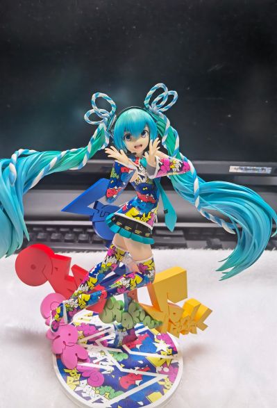 初音未来 MIKU EXPO 5周年纪念歌曲 / Lucky☆Orb: UTA X KASOKU