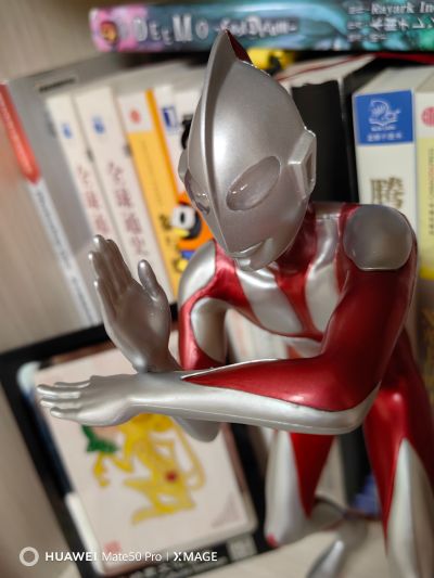 一番赏 B奖/最终大奖 奥特曼 ;MASTERLISE  金属配色