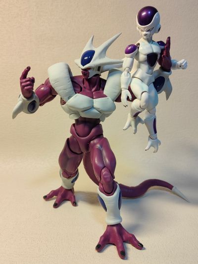 S.H.Figuarts  弗利萨 终极形态-复活