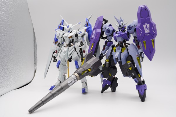 METAL ROBOT魂＜机动战士系列＞ 机动战士高达 铁血的奥尔芬斯   锡蒙力维达尔高达