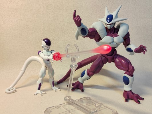 S.H.Figuarts  弗利萨 终极形态-复活