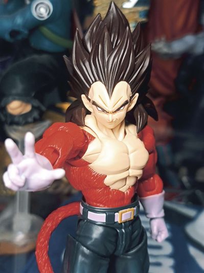 S.H.Figuarts 龙珠GT  超级赛亚人4 贝吉塔