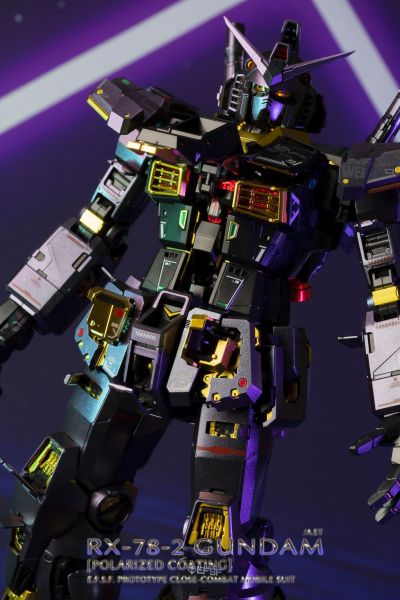 PG UNLEASHED 1/60 RX-78-2高达(偏光涂层版)