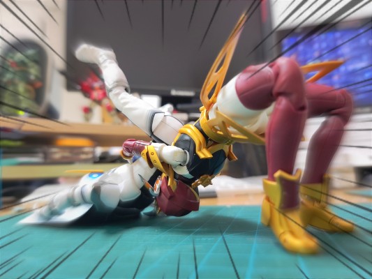 S.H.Figuarts 暴太郎战队咚兄弟 全开凯撒黑