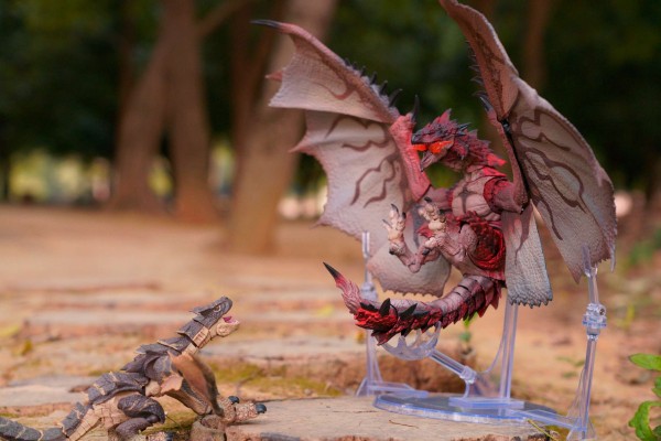 S.H.MonsterArts  怪物猎人系列   雷狼龙