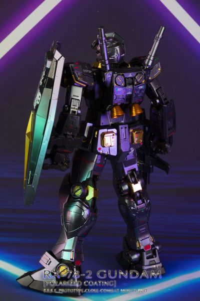 PG UNLEASHED 1/60 RX-78-2高达(偏光涂层版)