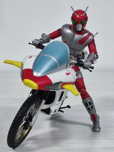 S.H.Figuarts 假面骑士 地狱大使