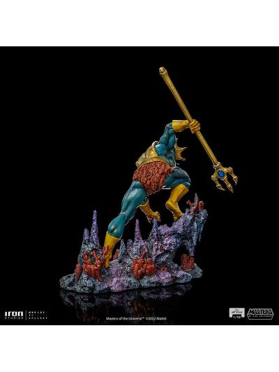 宇宙的巨人希曼 鱼人