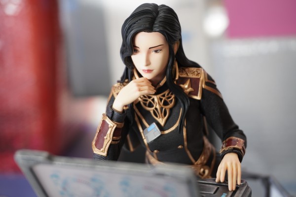 灵笼 灯塔指挥官 —— 镜南