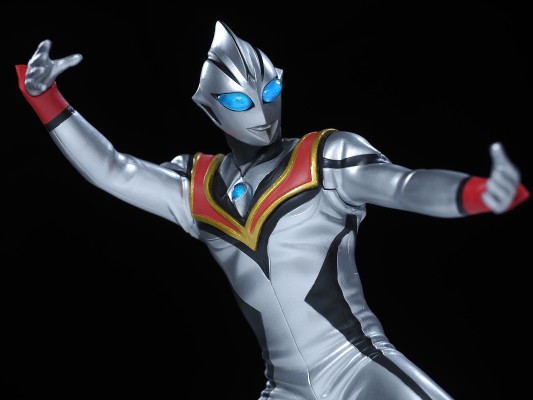 英雄勇像 迪迦奥特曼  假迪迦