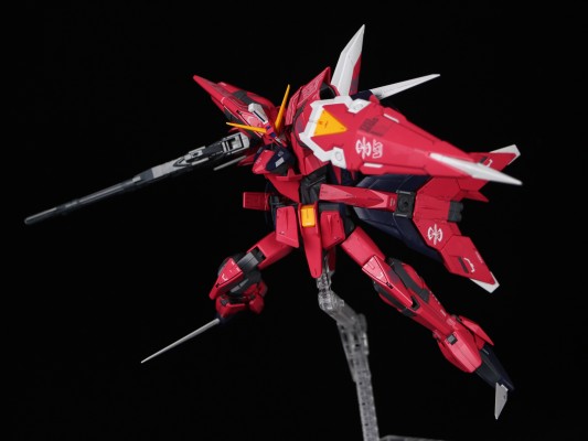 MG 1/100 神盾高达