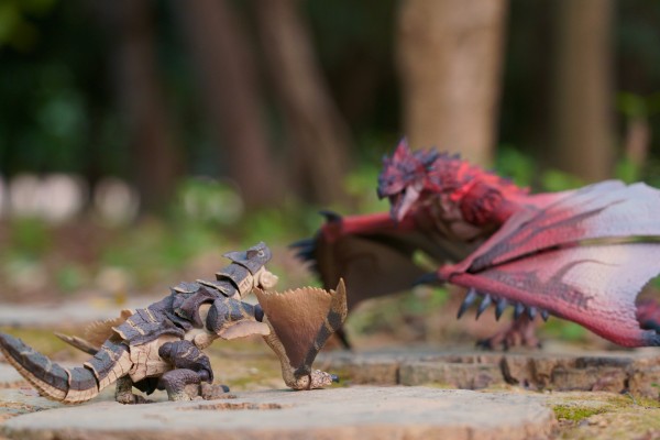 S.H.MonsterArts  怪物猎人系列   雷狼龙