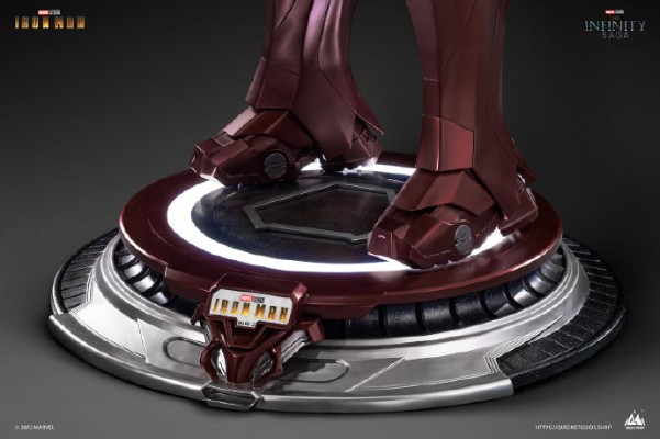 漫威系列 钢铁侠（2008） 钢铁侠 三号装甲 全身像