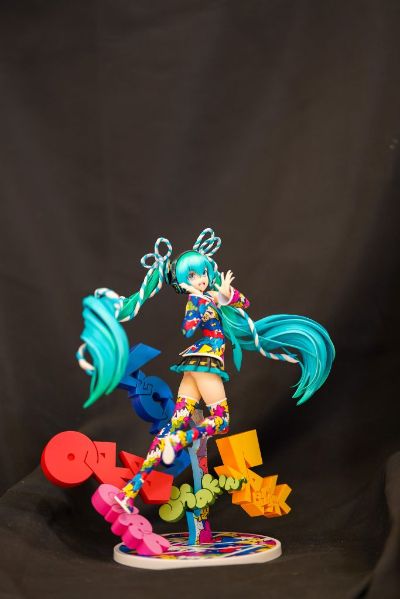 初音未来 MIKU EXPO 5周年纪念歌曲 / Lucky☆Orb: UTA X KASOKU