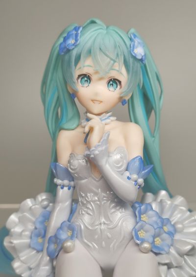 压泡面 初音未来 花仙子 粉蝶花