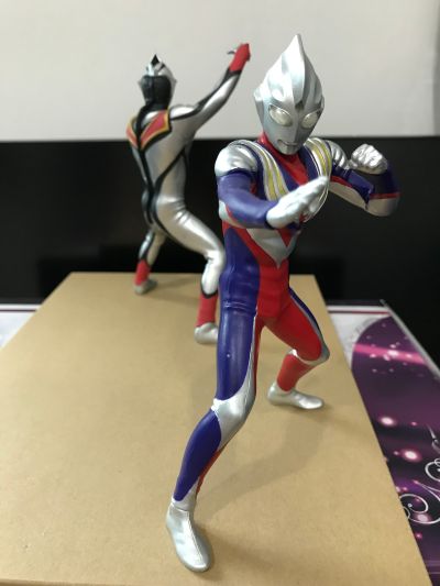 英雄勇像 迪迦奥特曼  假迪迦