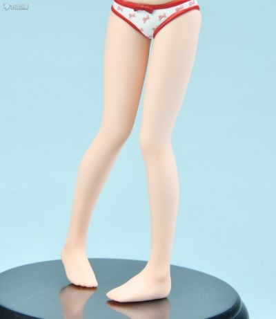 筒隐月子～泳装ver.～