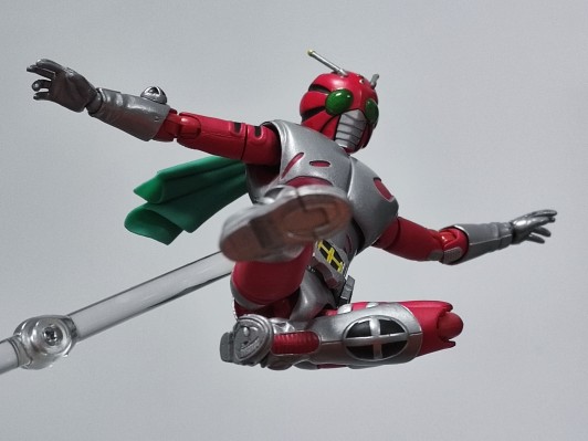 S.H.Figuarts 假面骑士：佐修 地狱潜行者