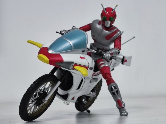 S.H.Figuarts 假面骑士 地狱大使