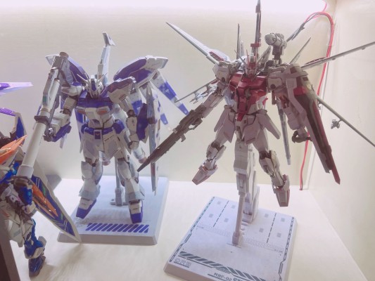 METAL BUILD 机动战士高达SEED 高清重制版 MBF-02+EW454F 嫣红强袭高达 凤凰装备