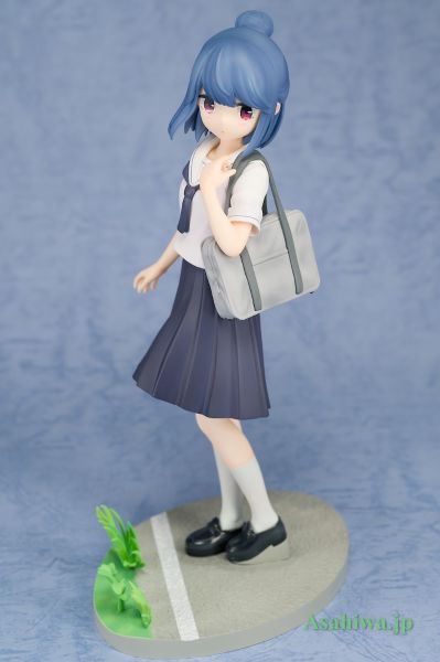 摇曳露营△ 第二季 志摩凛 初中生