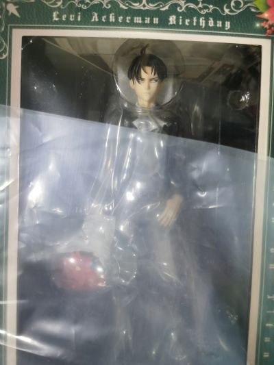 进击的巨人最终季 利威尔 生日