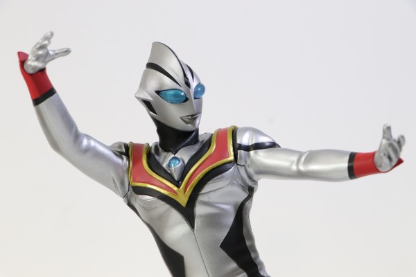 英雄勇像 迪迦奥特曼  假迪迦