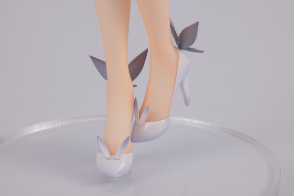 碧蓝航线 普利茅斯 兔女郎装