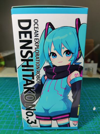 日之元重工 海洋探测机器人 电子章鱼3号 初音未来配色