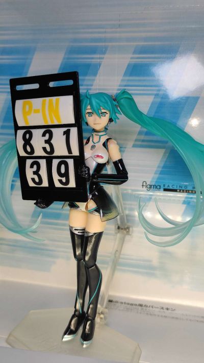 粘土人 #172a VOCALOID 初音未来 赛车手2011版