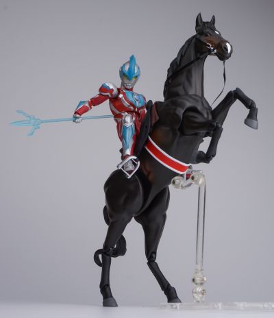 figma#490c 马 2.0版 (黑鹿毛)