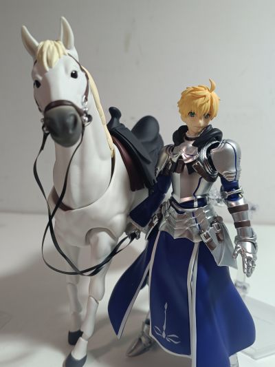 figma#490b 马 2.0版 (白色)