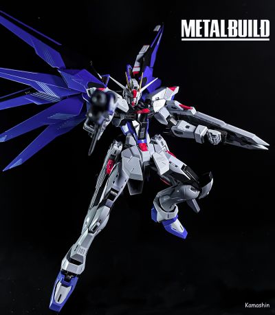 METAL BUILD 机动战士高达SEED ZGMF-X10A 自由高达