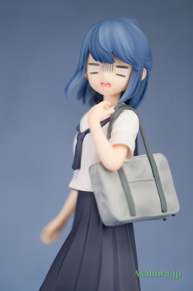 摇曳露营△ 第二季 志摩凛 初中生