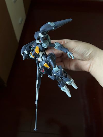 HG 机动战士高达 水星的魔女 铁骑高达