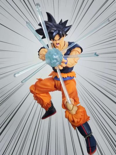 S.H.Figuarts   龙珠超 孙悟空 自在极意功“兆” -会场限定配色版-