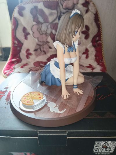 灰色小鸟女仆
