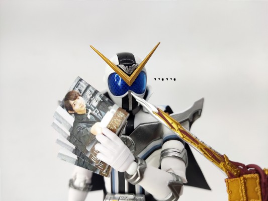 S.H.Figuarts 暴太郎战队咚兄弟 全开凯撒黑