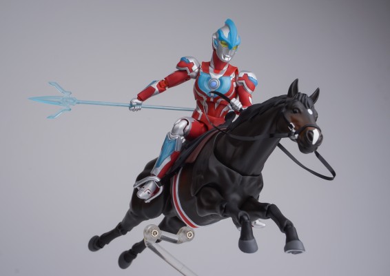 figma#490c 马 2.0版 (黑鹿毛)