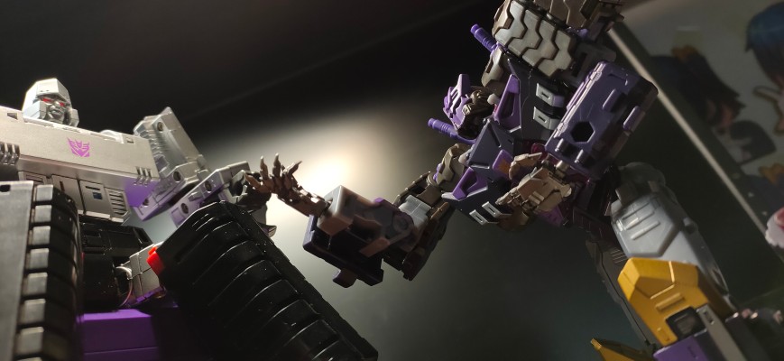 变形金刚传世系列  TL-26 霸天虎塔恩