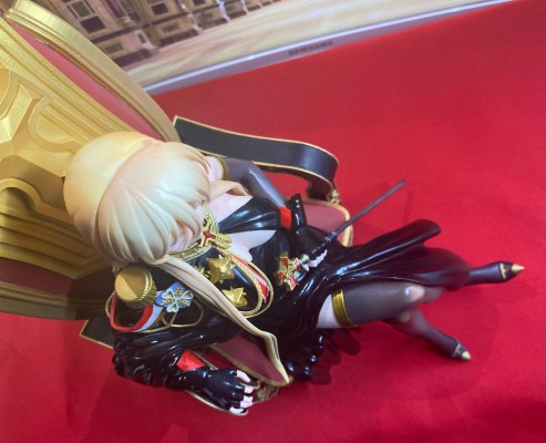 碧蓝航线 Azur Lane 俾斯麦 铁血的辉光