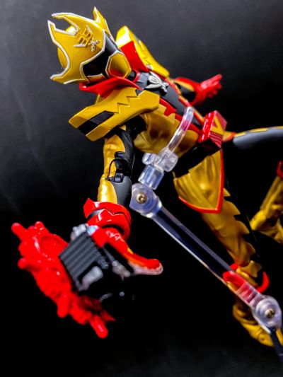 S.H.Figuarts 机界战队全开者 痛快凯撒