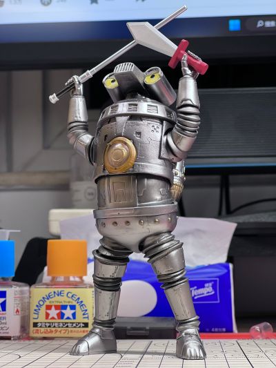 S.H.Figuarts 特利迦奥特曼 怪兽应对特殊空降机甲1号机改 宇宙赛文加